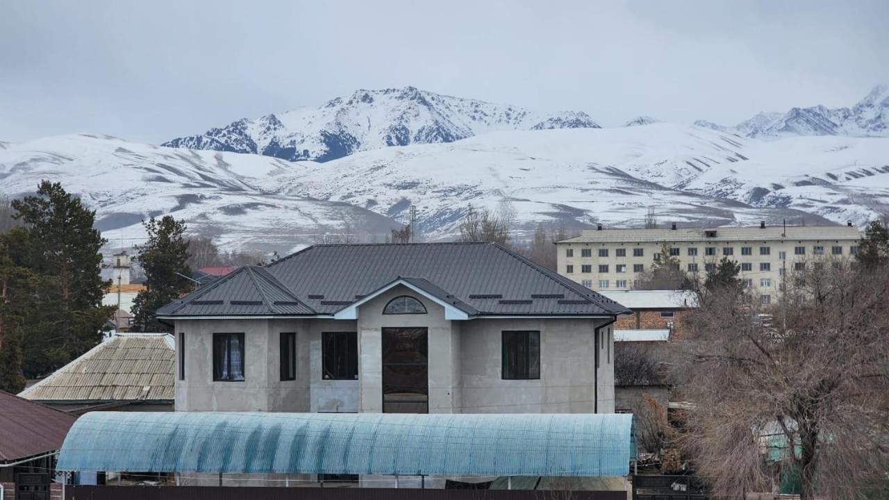 Tuenduek Guest House, Karakol Kültér fotó